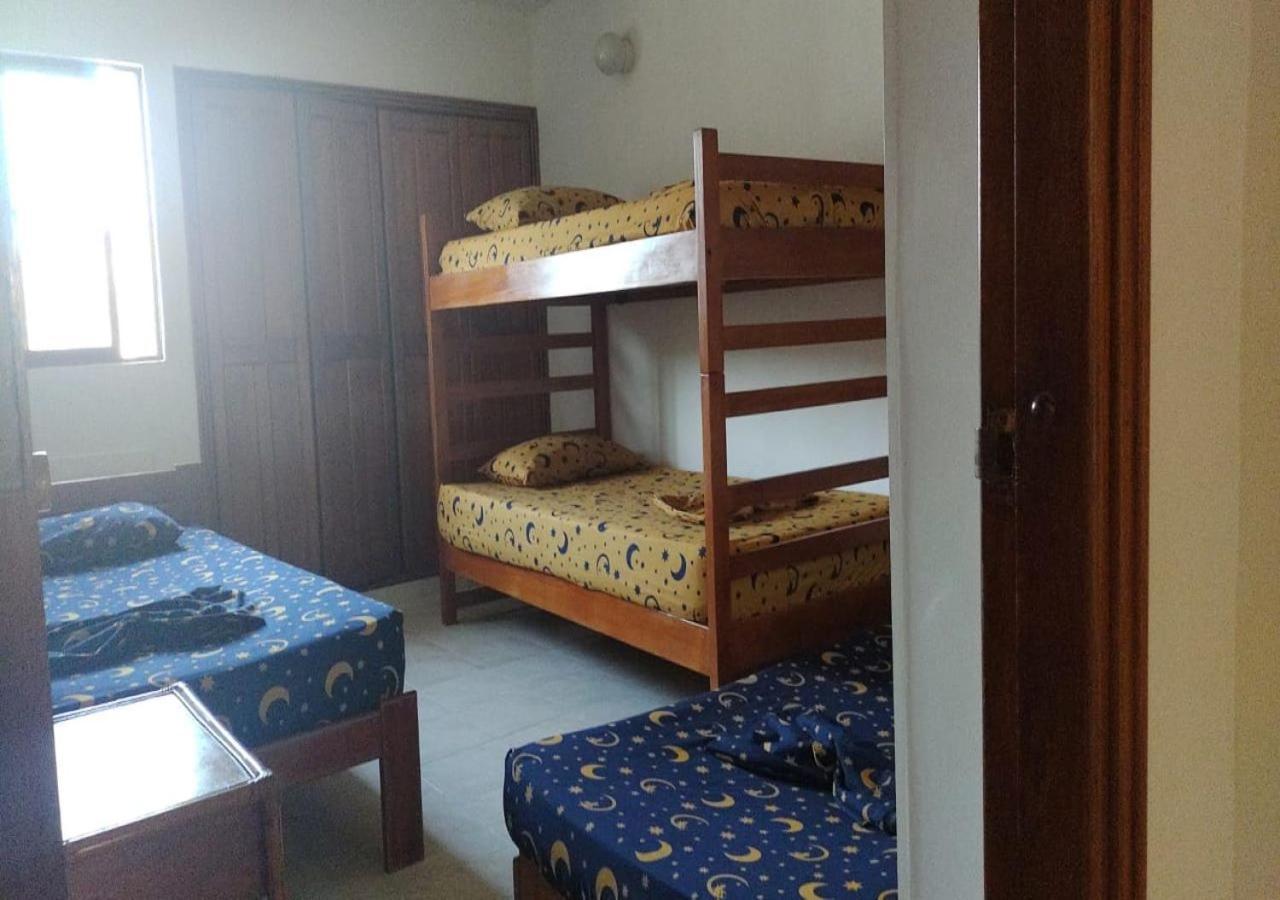 Apartamento Edificio Los Laureles ซันตามาร์ตา ภายนอก รูปภาพ