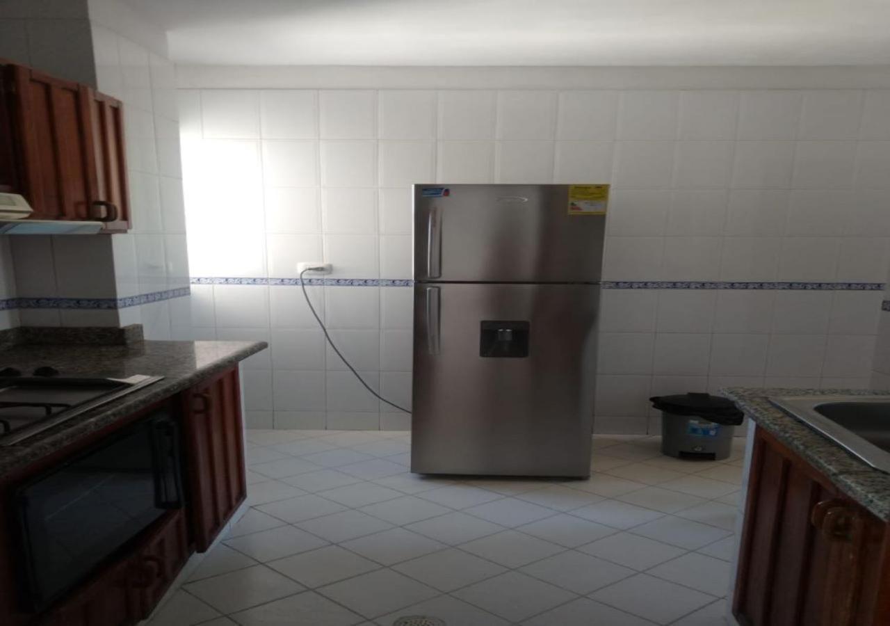 Apartamento Edificio Los Laureles ซันตามาร์ตา ภายนอก รูปภาพ